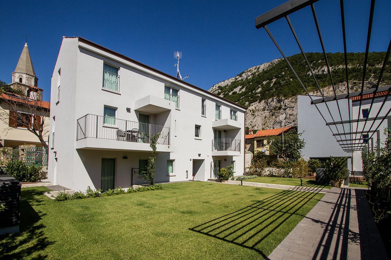 Residence Bleu San Dorligo della Valle Eksteriør billede